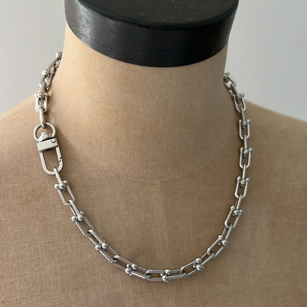 NWT TIFFANY Style U Link Necklace